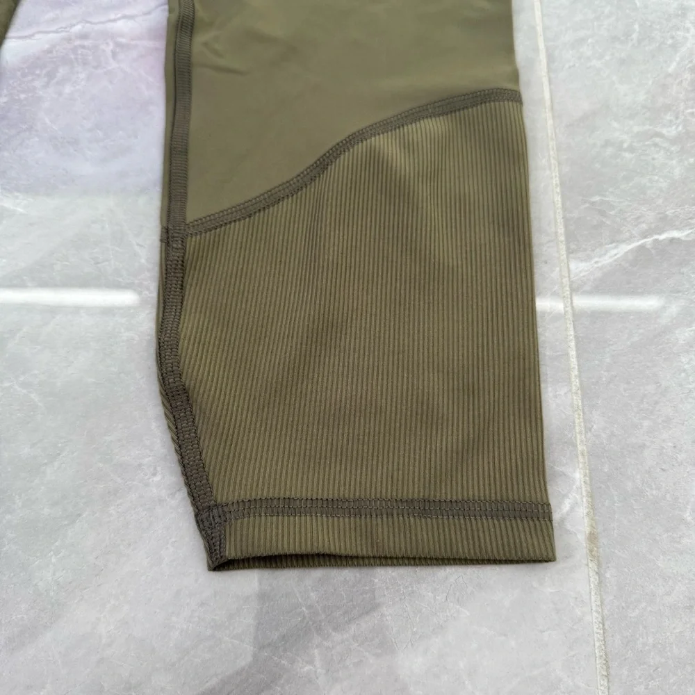 Women’s Under Armour Fitted Workout Athletic Leggings Drawstring Pockets Medium